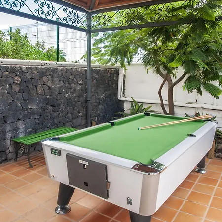 Club Del Carmen Aparthotel