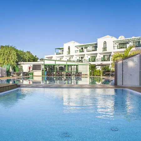 Club Del Carmen Aparthotel