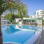 Aparthotel Club Del Carmen 4*
