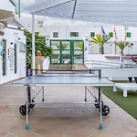 Club Del Carmen Aparthotel