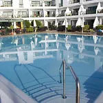 Club Del Carmen Aparthotel
