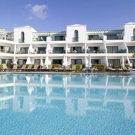 Club Del Carmen 4* פוארטו דל כרמן
