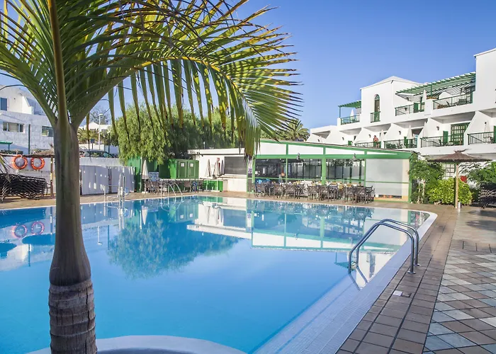 Apart Otel Club Del Carmen 4*