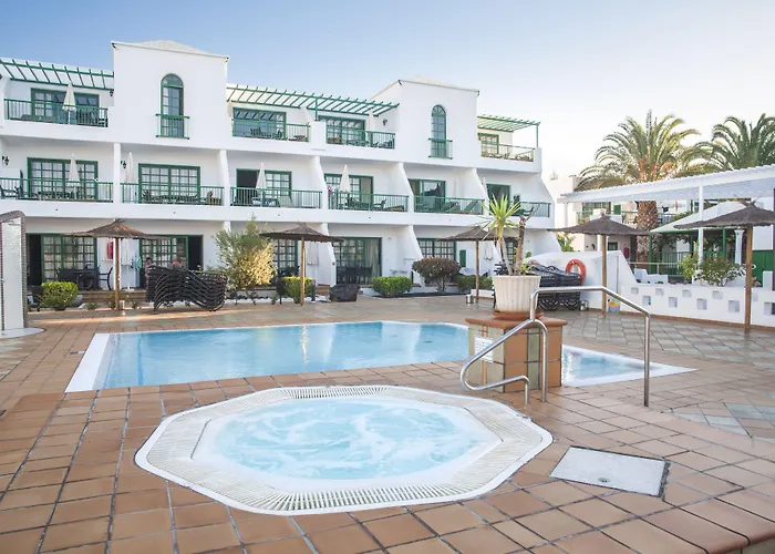 Apart Otel Club Del Carmen 4*