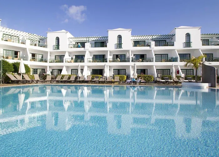 Club Del Carmen 4* פוארטו דל כרמן